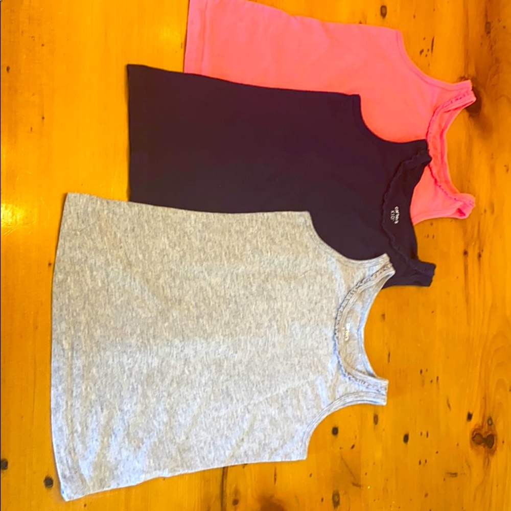 Carter’s ruffle edge tank tops
